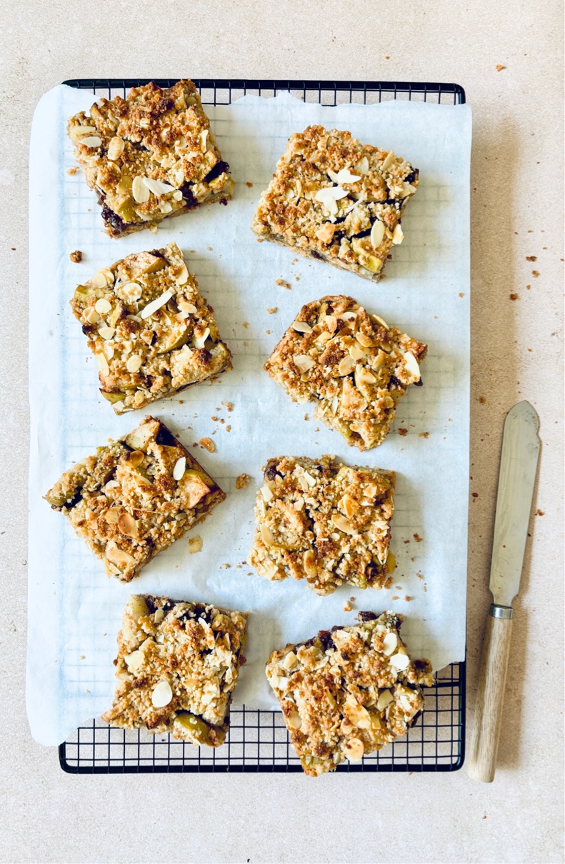 healthy apple crumble bars gluten free vegan sugar free